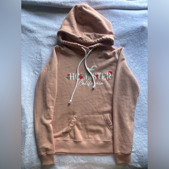 Hollister Jackets & Blazers - Hollister cream pink hoodie